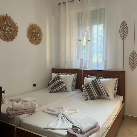 Comfortable Near Lungomare Lejlighed Vlorë